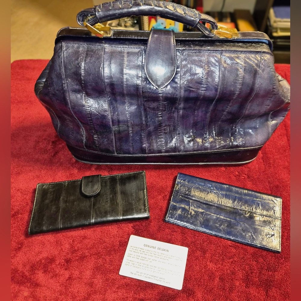 Luxurious Navy Eelskin HandBag